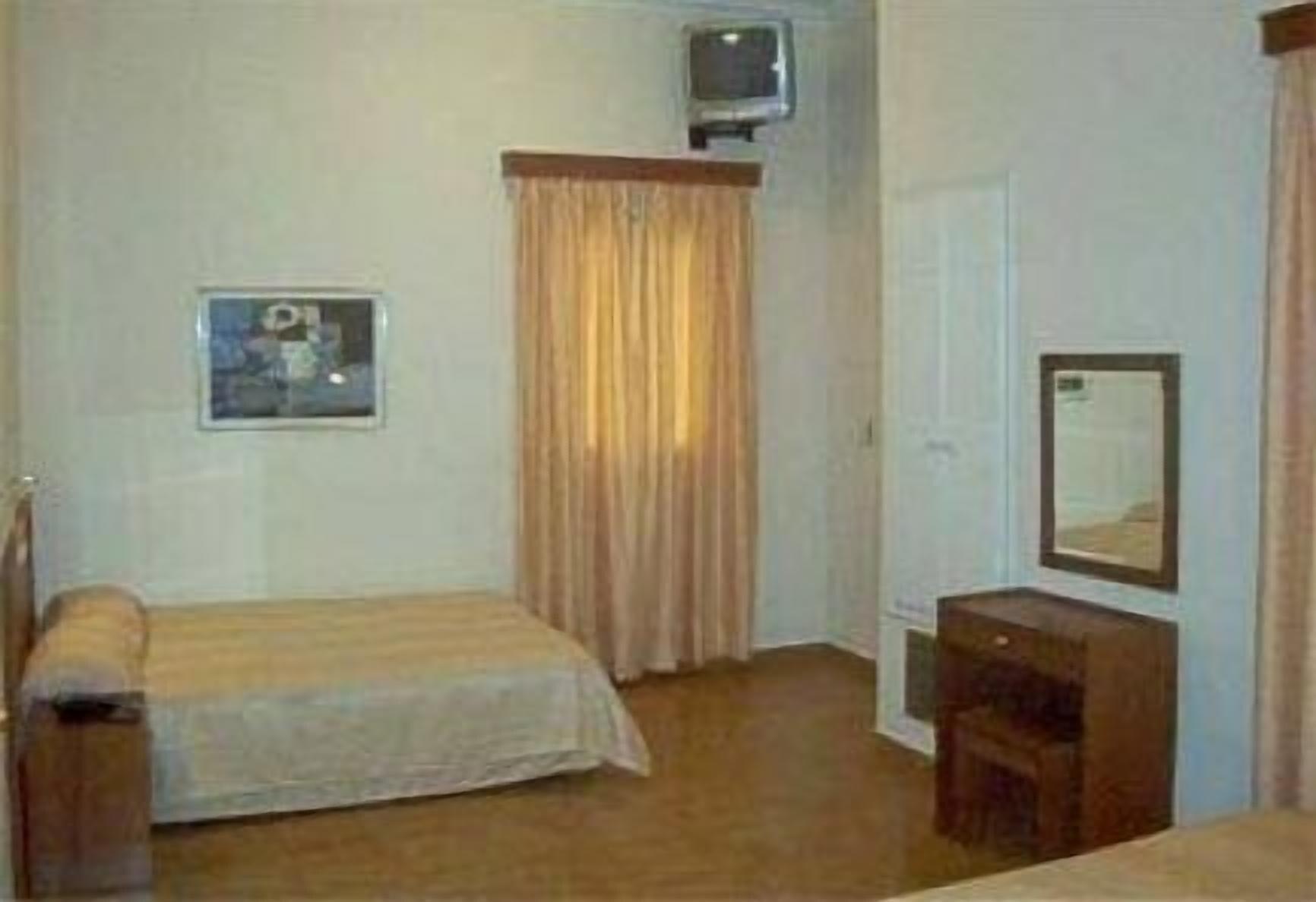 Hotel Rio אתונה מראה חיצוני תמונה